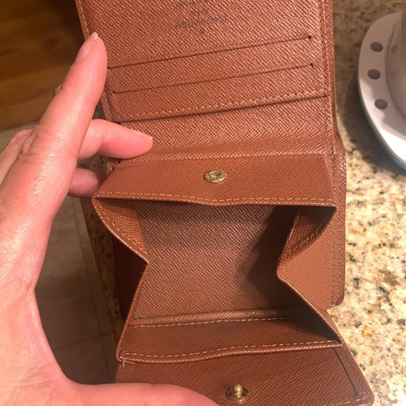 Lv small wallet - Picture 9 of 14